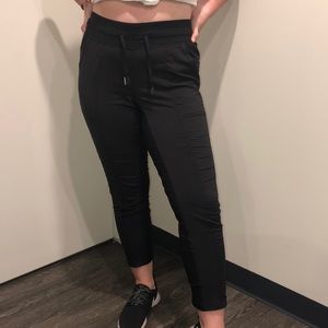 Lululemon Dance Studio Pant size 8